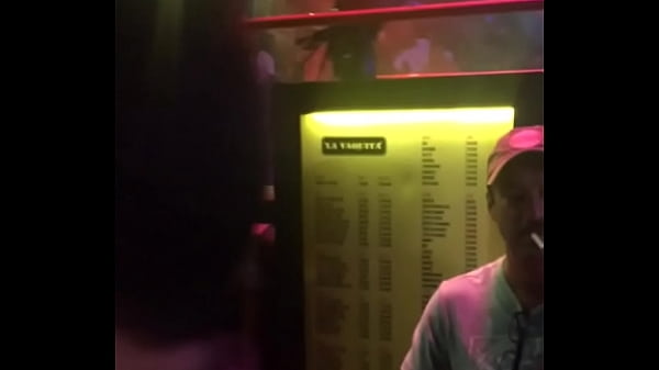 Chingar caliente en bar capitalino: video de chilanga cachonda