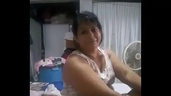 Mi putipobre porteña que conocí por facebook, en su cuarto