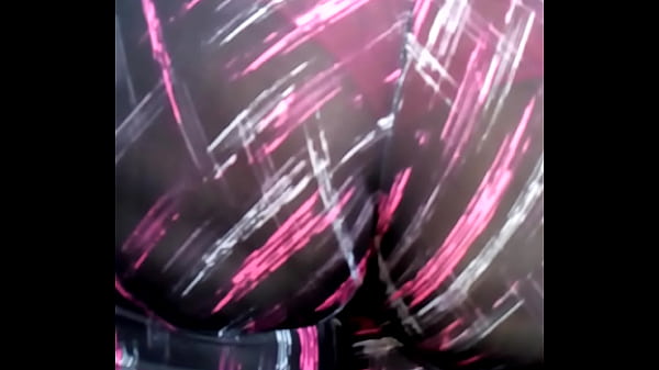 Chupar verga a la mujer con pantalones rojo claro en Monterrey