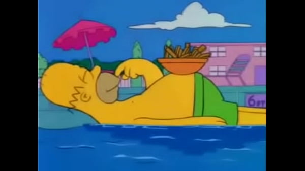 Mi novia mojadita se mete verga chupando y tragando mi semen mientras me coge en pozas del mar».