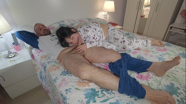 My hot wife wants to fuck and ends up with her big hairy pussy with cum inside