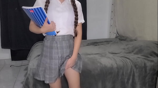 Chilanga tetona se masturba para su profesor pervertido en Polanco